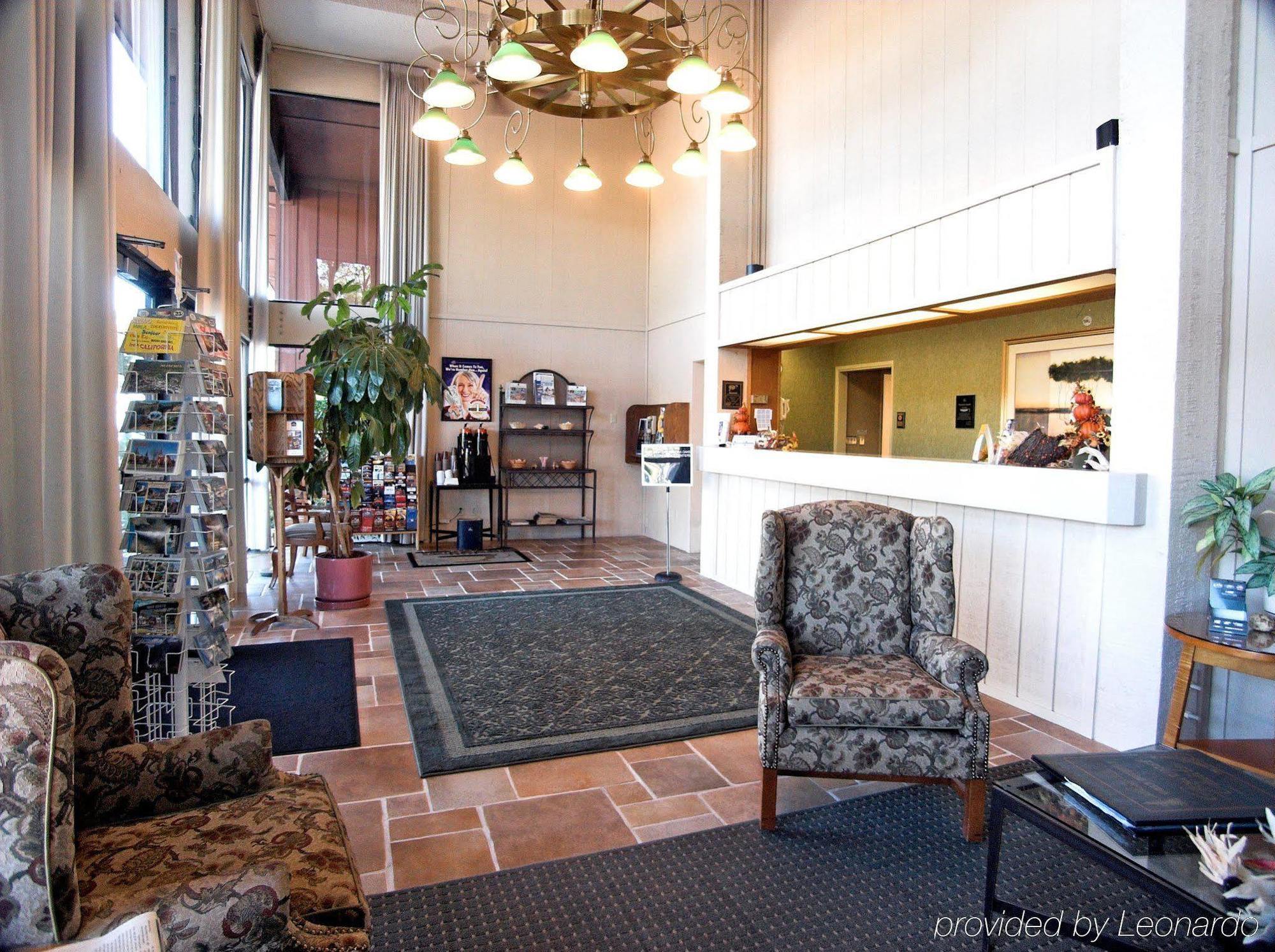 Western Oaks And Conference Center Hotel